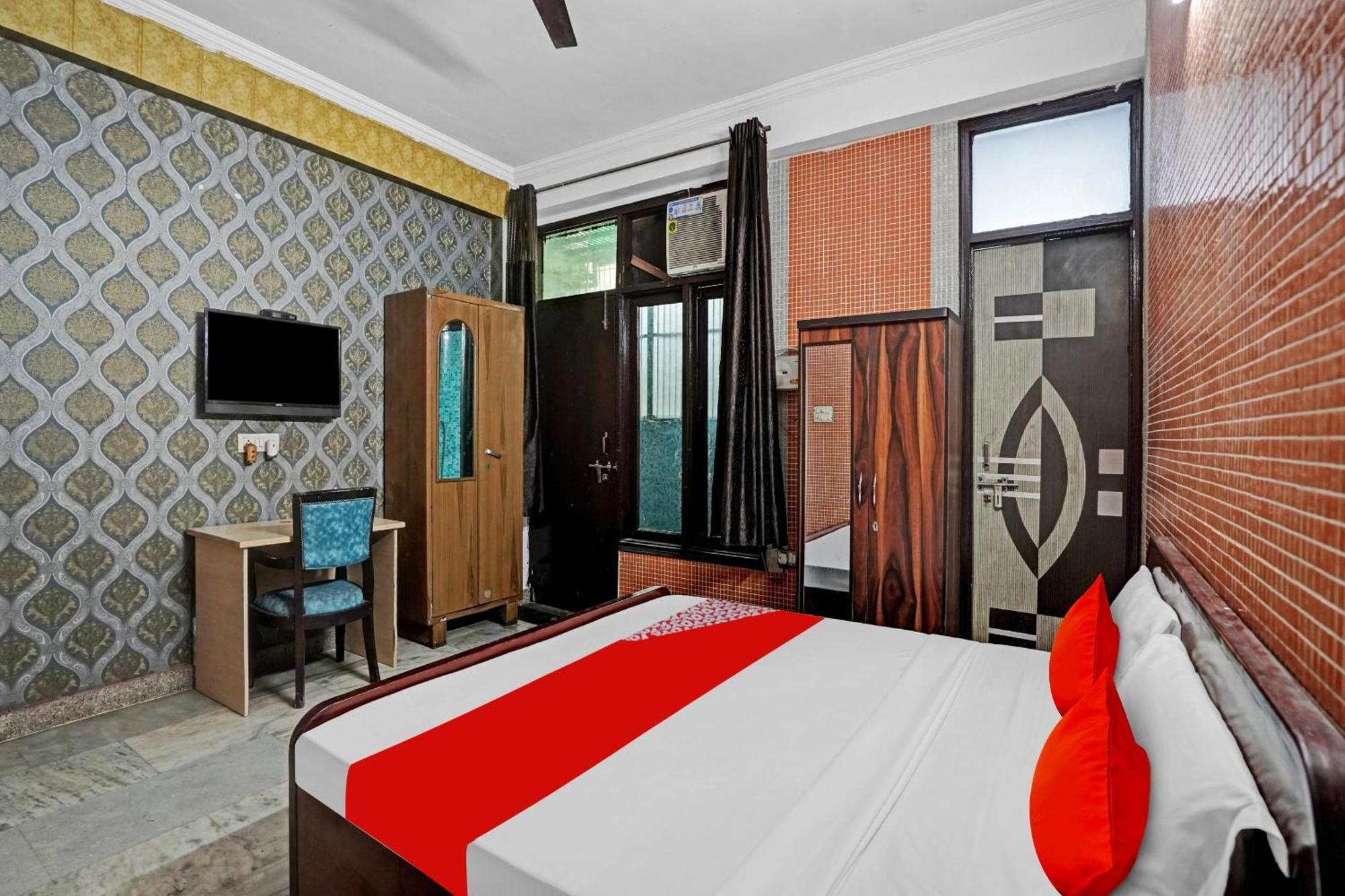 Hotel O Park View Noida Eksteriør billede